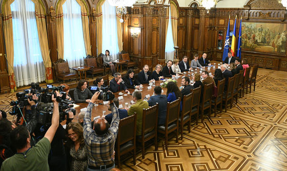 Klaus Iohannis: Voi convoca un referendum pentru 26 mai. Golăneala PSD a depășit orice limită