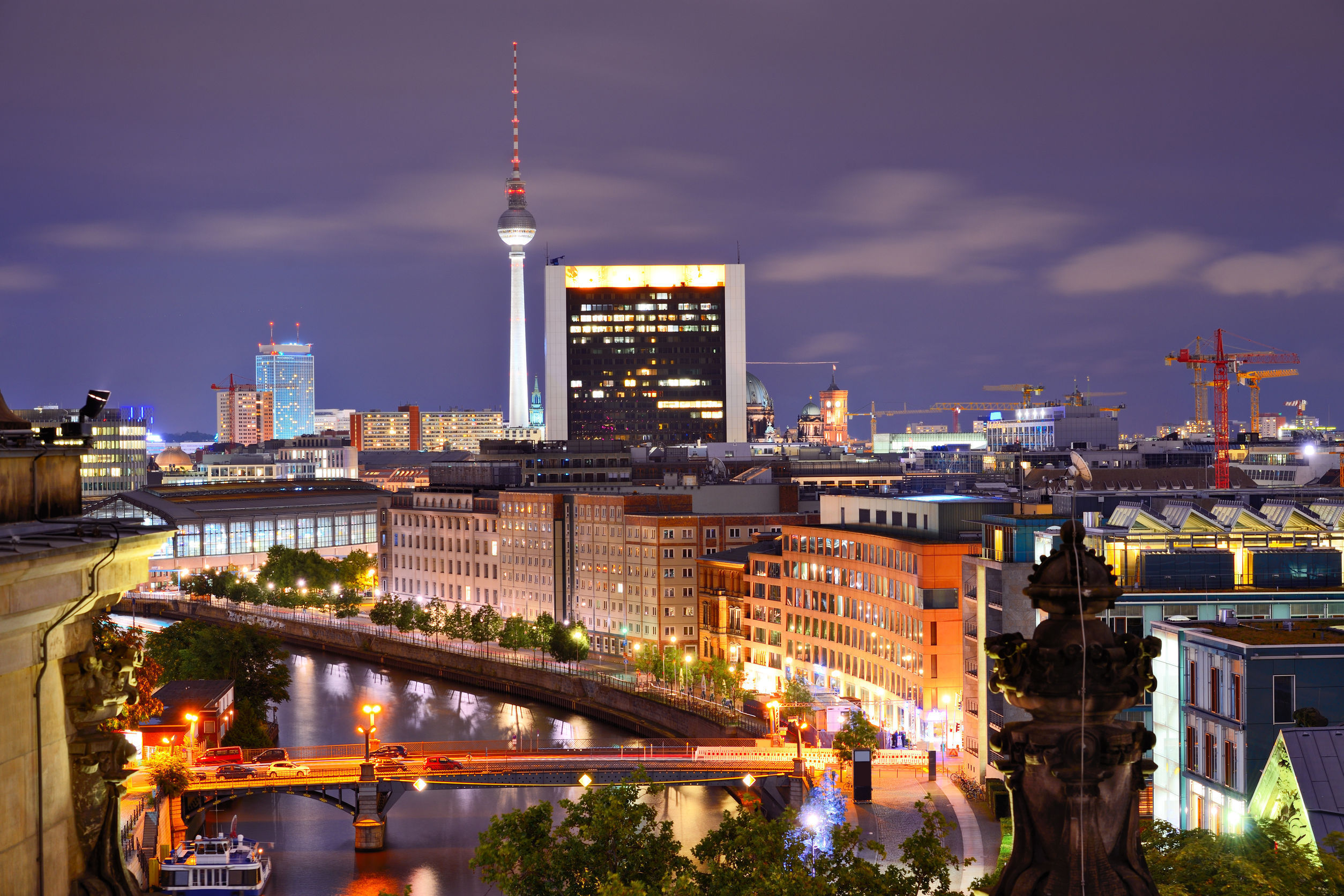 Ce spun datele nemților: 700.000 de români locuiesc în Germania, de patru ori mai mulți decât acum opt ani. Românii au devenit astfel, în 2018, a patra cea mai numeroasă comunitate de locuitor