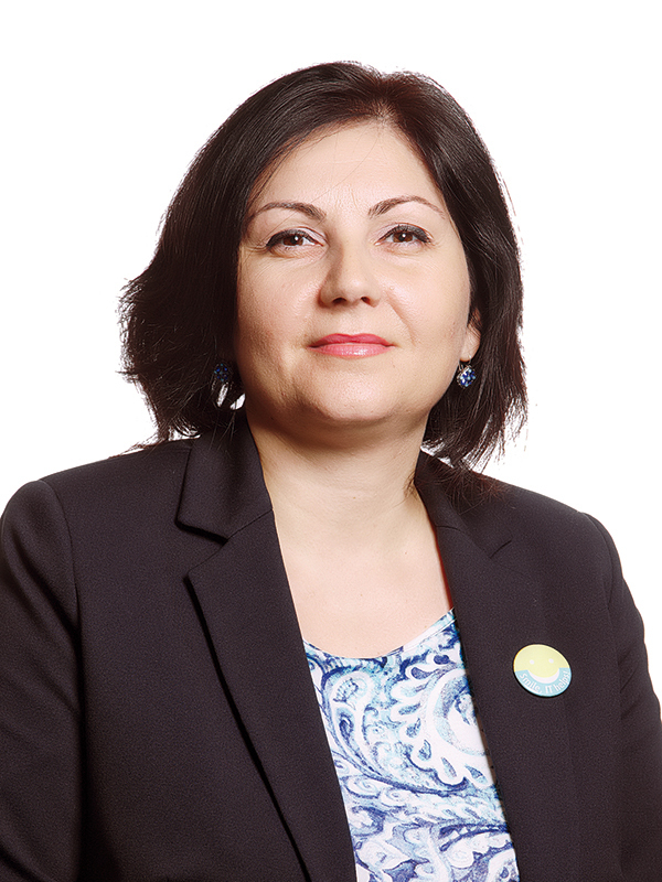 Anca Fotache, service delivery director { Stefanini EMEA }