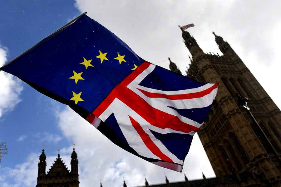 Juncker: Londra ar putea obține o amânare până pe 22 mai dacă Parlamentul aprobă acordul de Brexit