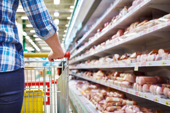 Lovitură de proporții pentru două mari lanțuri de supermarketuri
