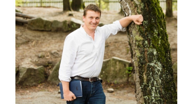 ”Românii nu se simt bine dacă nu pleacă cu măcar doi litri de motorină acasă”, recunoaște un șef neamț la o firmă din România