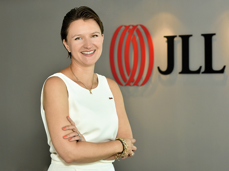 Cele mai puternice 100 de femei din business: Silviana Petre Badea - Managing director { JLL România }
