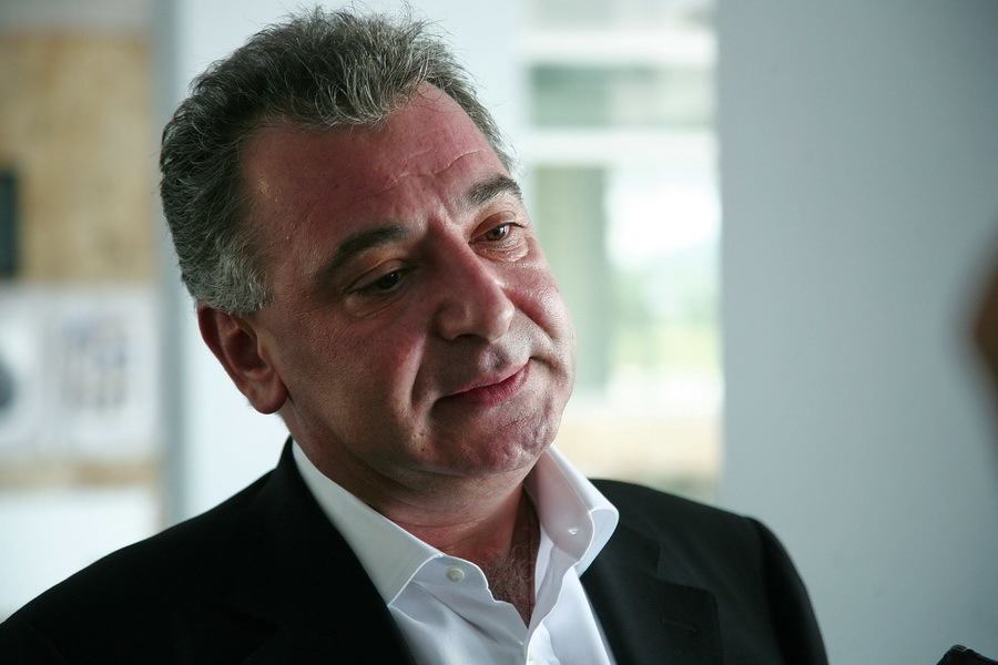 Cine este controversatul om de afaceri român care ar urma să primească până la 12 miliarde de dolari de la gigantul britanic BP într-un deal din energie