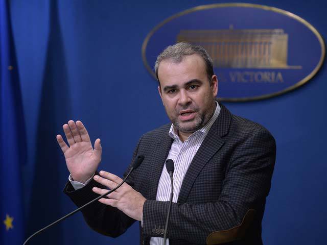 Lovitură de teatru: Eminența Cenușie a PSD-ului, Darius Vâlcov a demisionat, din Guvern