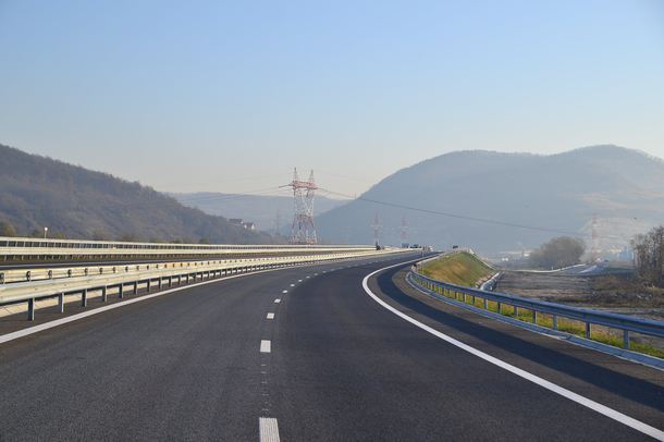 Cum arată în acest moment cea mai AȘTEPTATĂ AUTOSTRADĂ din România