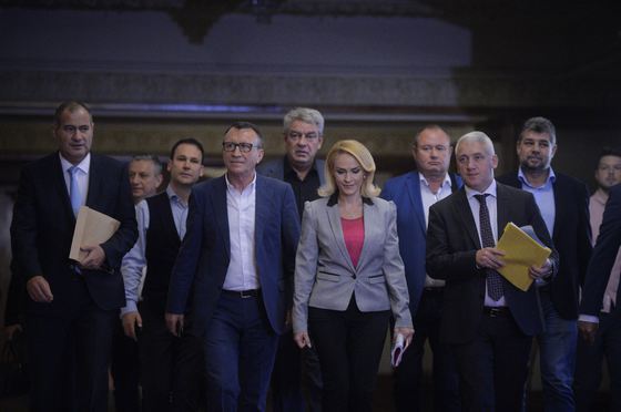 Țuțuianu, atac la Rovana Plumb: PSD Dâmbovița a devenit afacere de familie. Cum ar veni, mamițica îi construiește lui Goe un viitor