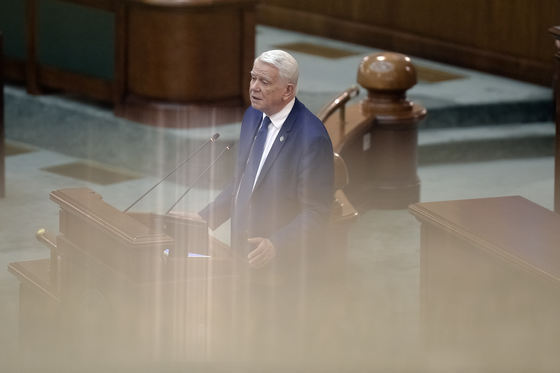 Meleșcanu, despre votul în Diaspora: Am poze cu femei din comisie care au vânătăi