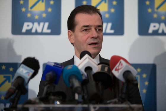 După ce Cătălin Rădulescu le-a cerut banii înapoi bugetarilor, un lider PSD îi propune lui Orban să dea vouchere de vacanță doar celor care au votat cu PNL