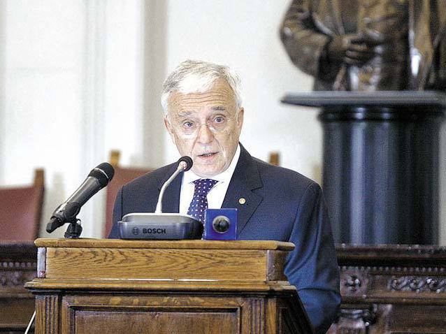 Datoria externă a României a crescut în primele patru luni din 2019 cu 3,66 miliarde euro și a trecut de pragul de 100 miliarde euro, prima dată după 2012