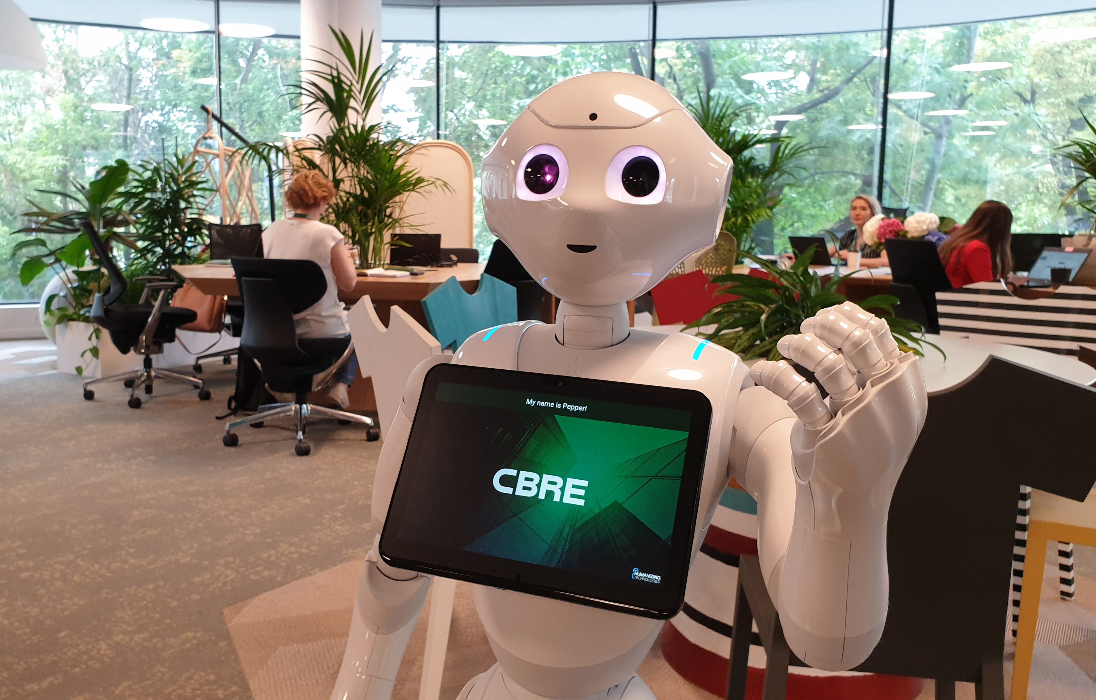 Compania de consultanță imobiliară CBRE ”a angajat” primul robot humanoid din real estate, PepperEscu