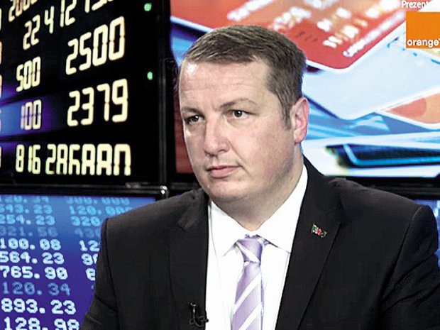 Consumăm mai mult decât producem: în primele cinci luni din 2019, deficitul comerțului extern cu bunuri a ajuns la 6,5 mld. euro, de 2,5 ori mai mare ca acum cinci ani. Trebuie să se corecteze ac