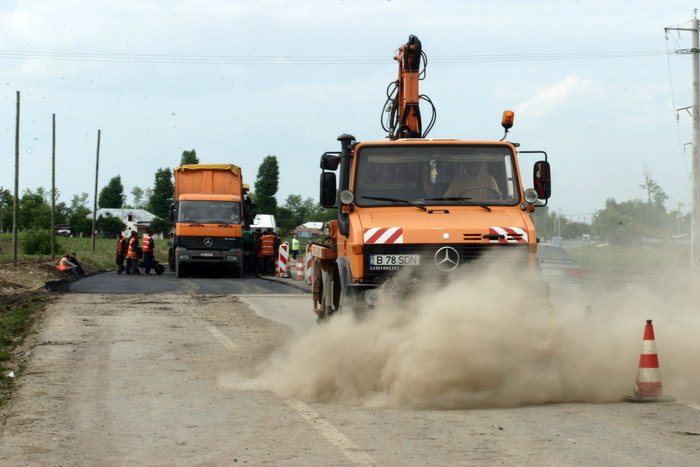Este oficial: Vești uriașe pentru șoferi. Investiție masivă pentru refacerea drumurilor de lângă București