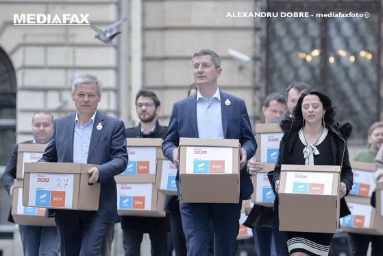 Dan Barna, candidatul USR-PLUS la prezidențiale, iar Dacian Cioloș, validat pentru funcția de premier