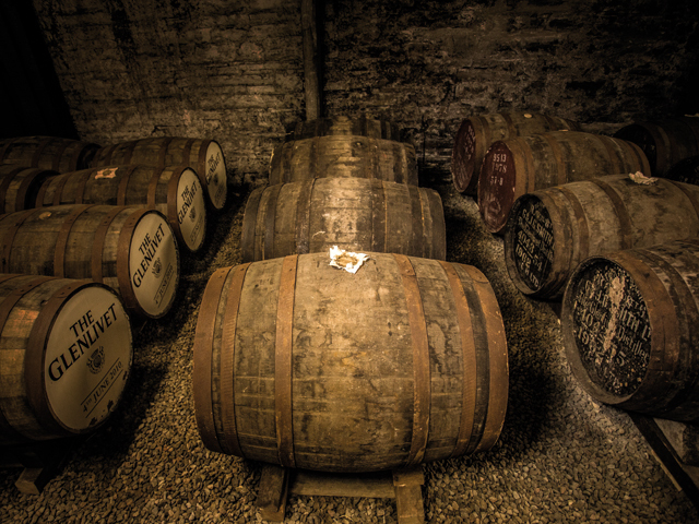 Am desconspirat secretele unei băuturi cu o istorie documentată de 600 de ani. Care e diferența dintre whisky și whiskey?