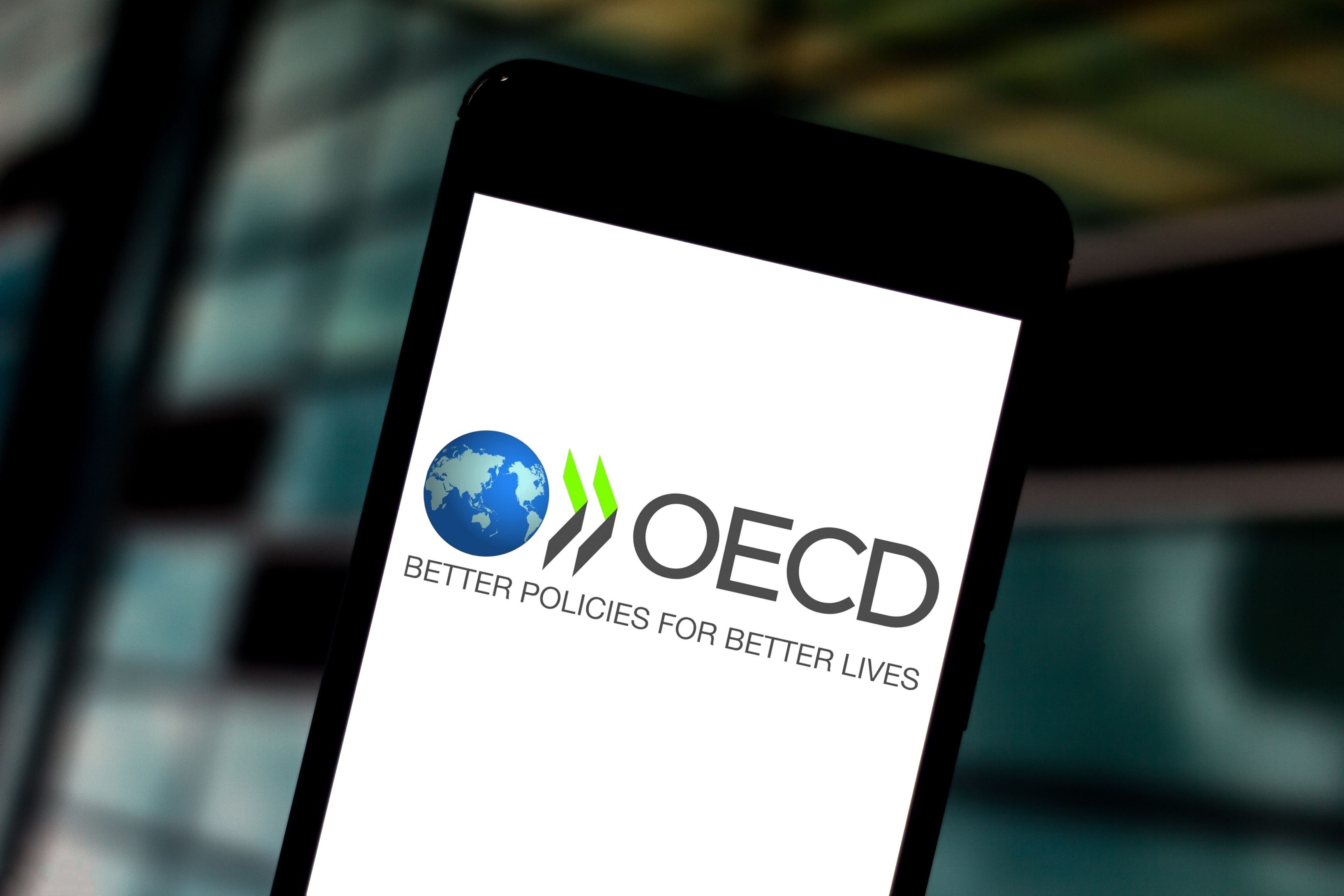 De ce economistul-șef al OCDE este extrem de îngrijorat cu privire la tensiunile comerciale globale. „În urmă cu doi ani creșterea comerțului era de 5,5%, iar astăzi este aproape de 0% în Eu