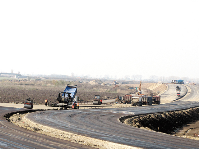 Asociația Pro Infrastructura: Vom circula pe autostradă de la Sibiu la Nădlac în cel mai fericit caz peste patru ani, nu la sfârșit de iulie