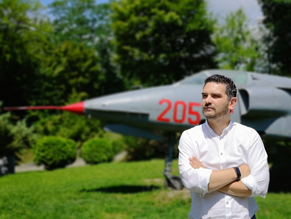Parcul de aventură din România deschis pe o platformă militară, unde mănânci la popotă și dormi în camere Tun și apartamente Colonel