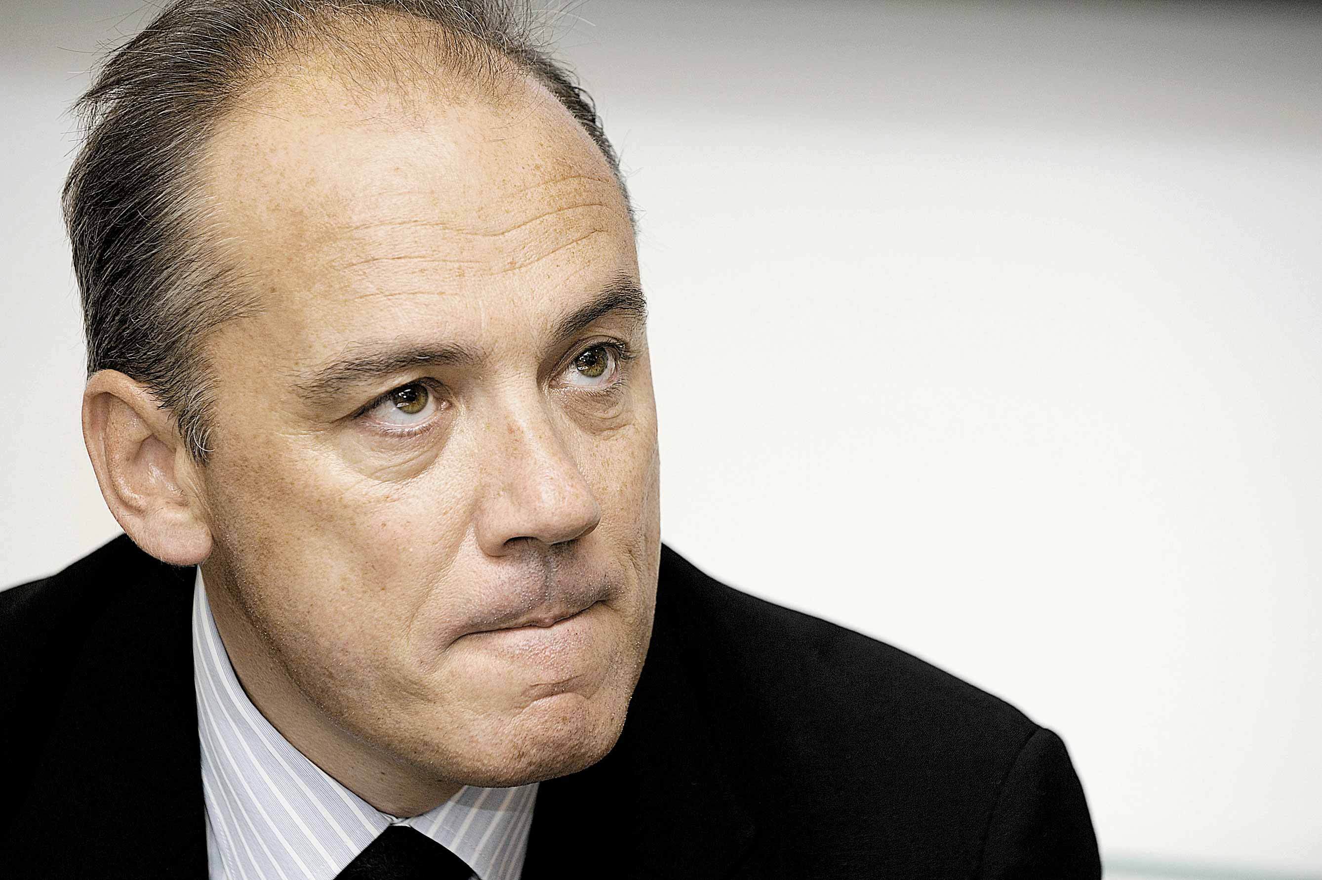 Ce se întâmplă cu șeful gigantului francez Orange: Stephane Richard ar putea ajunge la închisoare după ce a fost acuzat că ar fi luat parte la o înșelătorie de 400 milioane euro