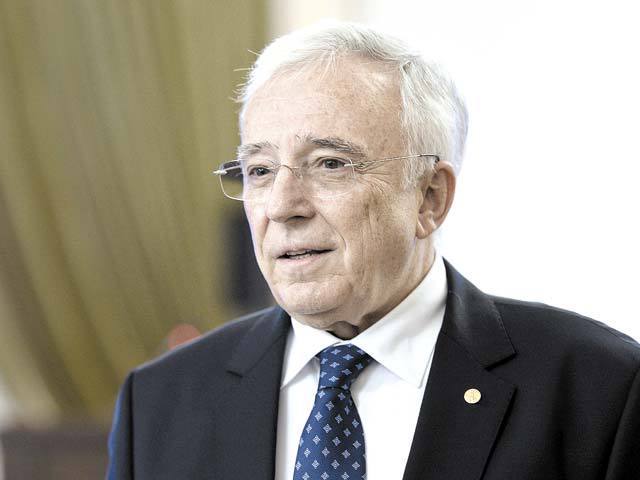 Mugur Isărescu, BNR: Pe partea de venituri la buget avem o problemă mare pe care o semnalăm de 5 ani. Stânga și dreapta s-au întrecut în reduceri de impozite