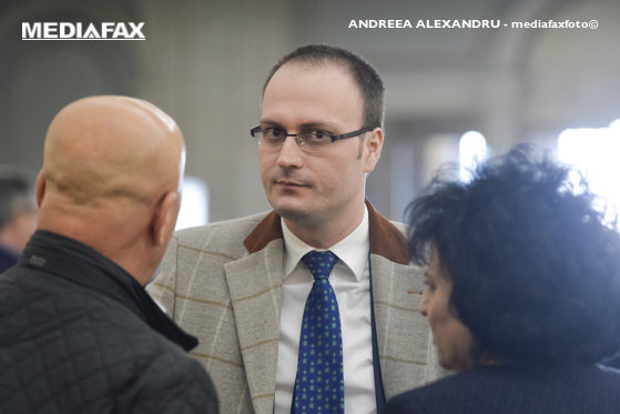 Alexandru Cumpănașu acuză: Văd că la Dincă, dacă nu are apă rece, au grijă să îi aducă/ Cum au procedat cu părinții Alexandrei