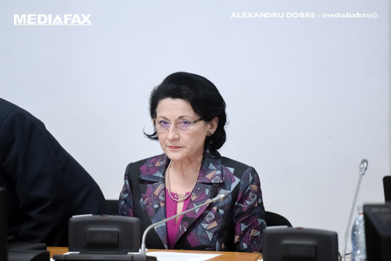 Demisia ministrului Educației, cerută de un deputat, după declarația privind autostopul