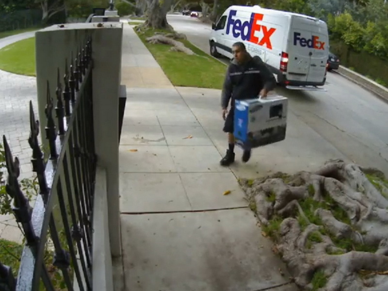 FedEx renunță la contractul cu Amazon. Care sunt motivele