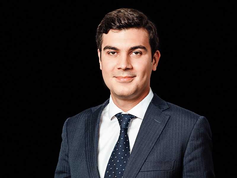 Și-a câștigat renumele de unul dintre cei mai apreciați bancheri de investiții ai tinerei generații, iar acum a făcut pasul înspre mediul antreprenorial - VIDEO