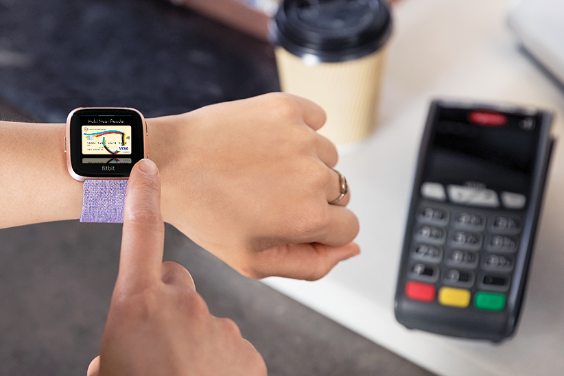 Fitbit introduce Fitbit Pay pentru plata cu ceasul și în modelul Versa 2