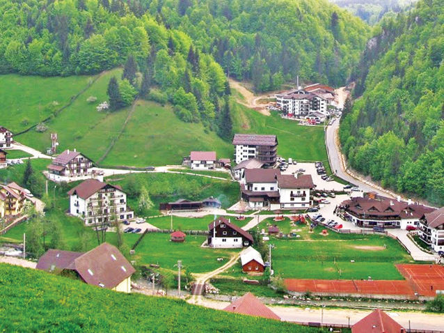 Studiu: Românii alocă cei mai mulți bani pentru vacanțele în interiorul țării