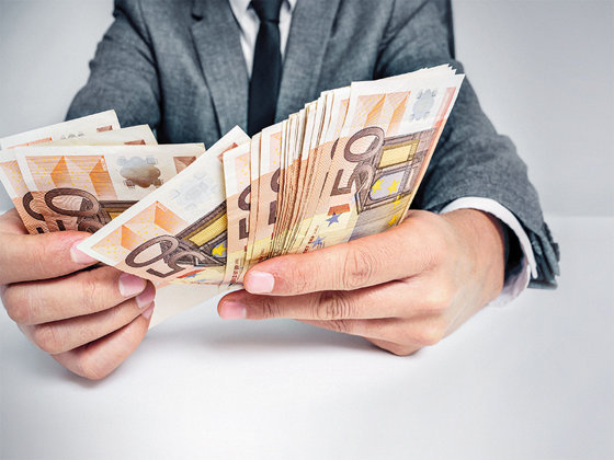 Reuters: Principalele monede din Europa Centrală se vor consolida față de euro. Ce se va întâmpla cu leul