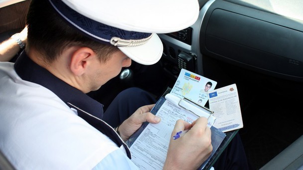Vești bune pentru șoferi: Dacă aveți permis normal de categoria B veți putea conduce ÎNCĂ o categorie de vehicule