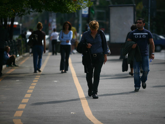 Codul Muncii, modificat din nou. Ce se întâmplă cu vechimea angajaților, dacă angajatorul intră în faliment