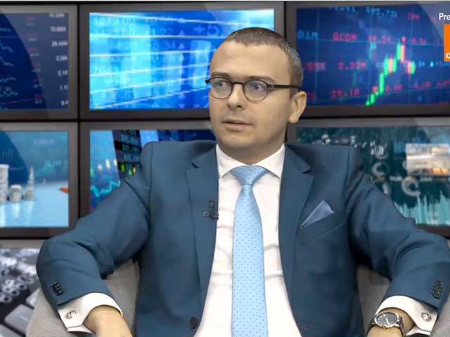 Pentru fiecare angajat în sectorul privat din România există 1,6 pensionari