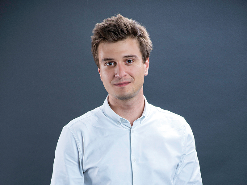 Aplicația de socializare lansată de un programator român care rivalizează cu gigantul Google