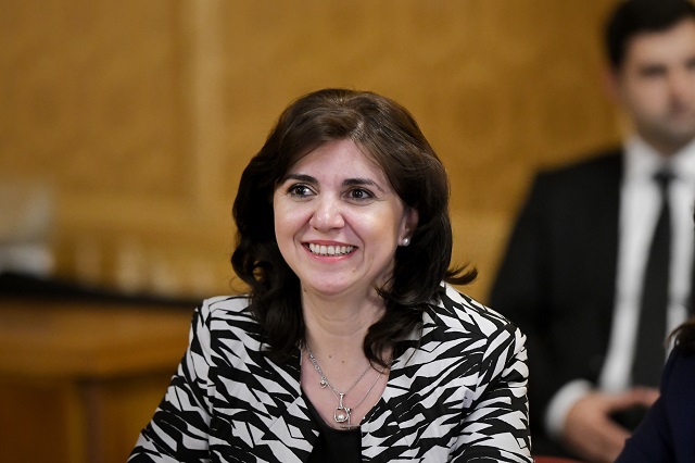 Ministrul Educației anunță că va „tăia hârtiile” care îngreunează munca dascălilor