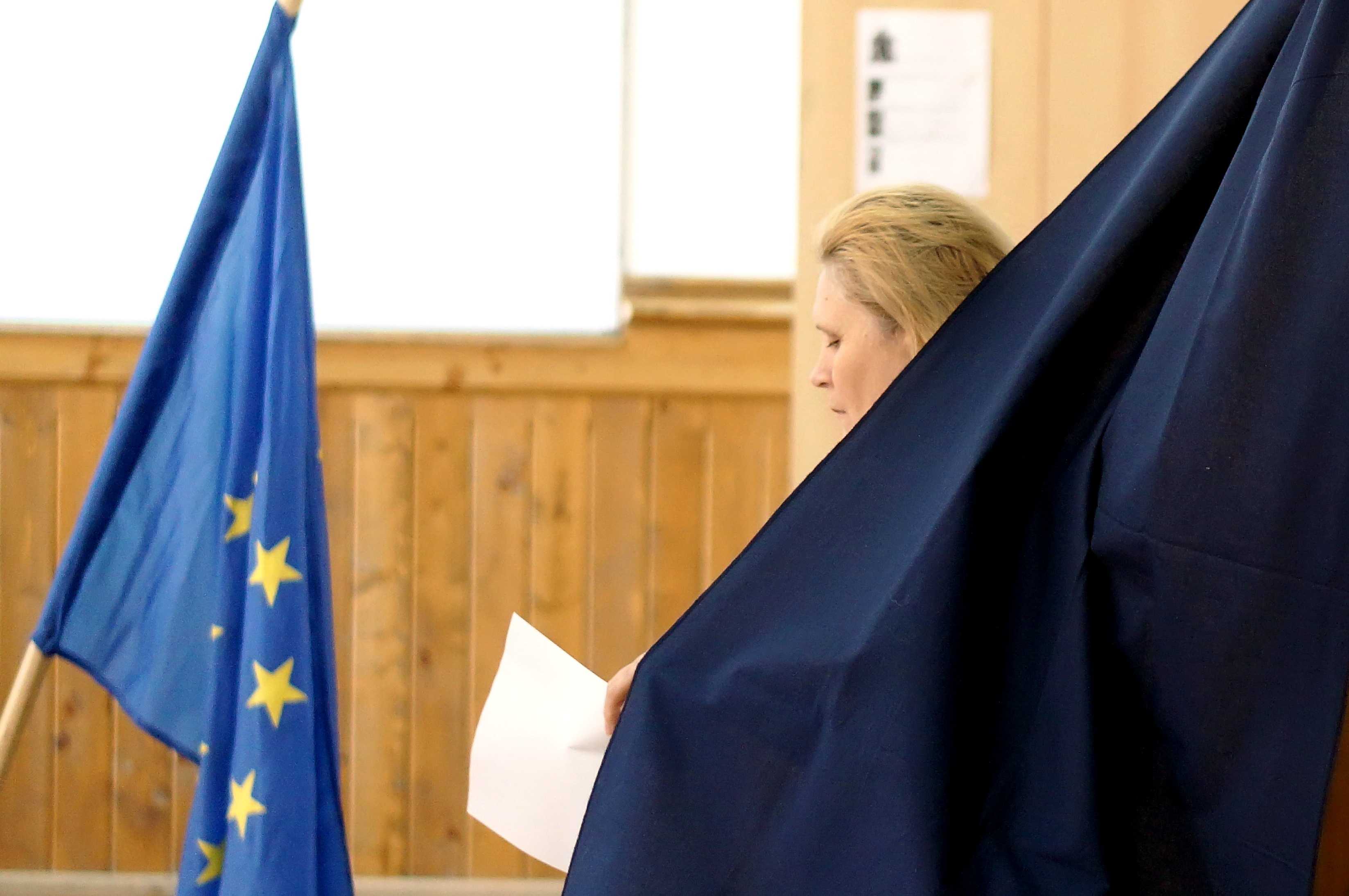 Peste 640.000 de români au votat în Diaspora până la ora 15.00, mai mulți ca-n primul tur