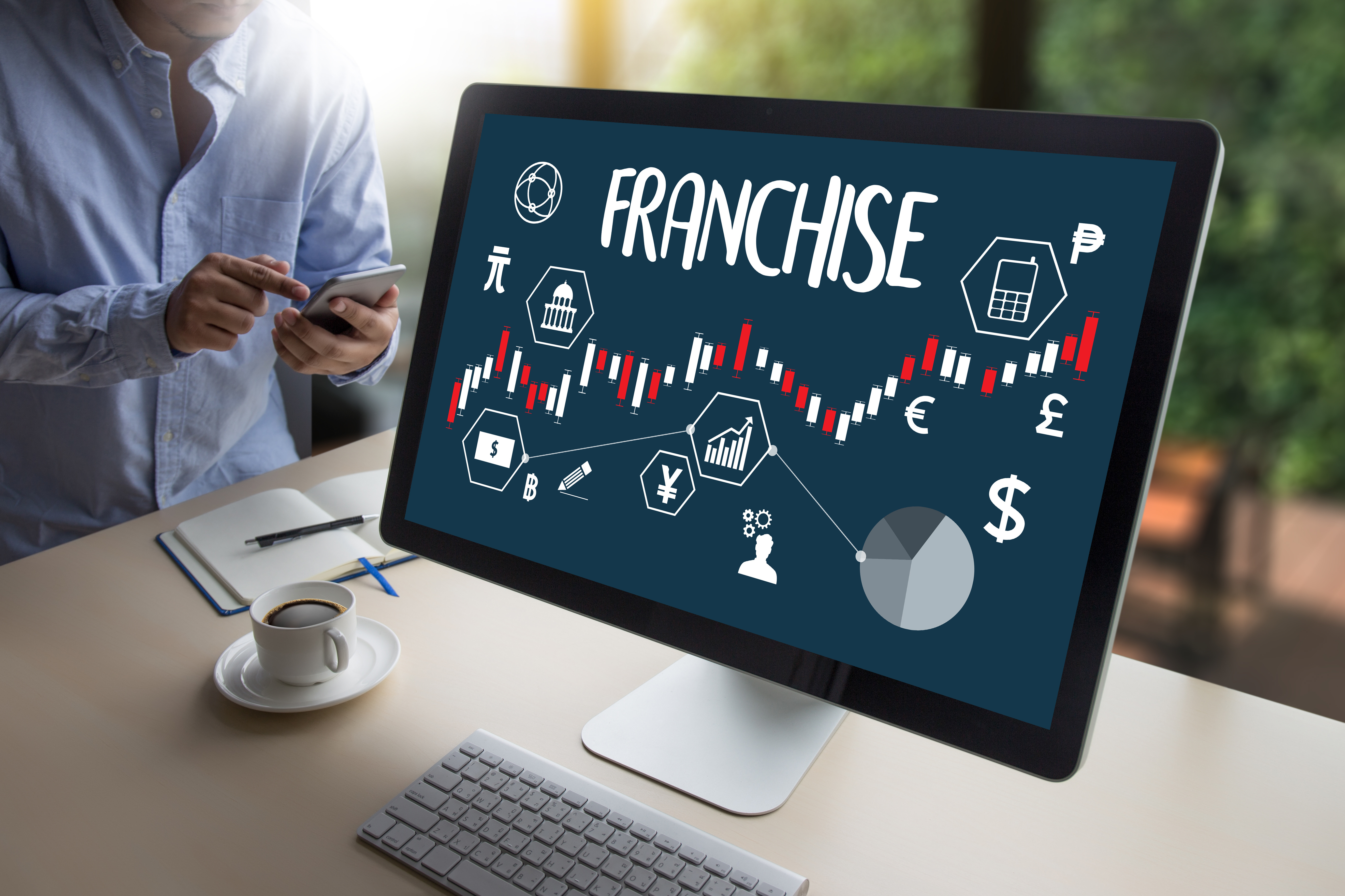 Business „la cheie”. Cum poți să îți deschizi o afacere în regim de franciză în România și de ce investiții este nevoie