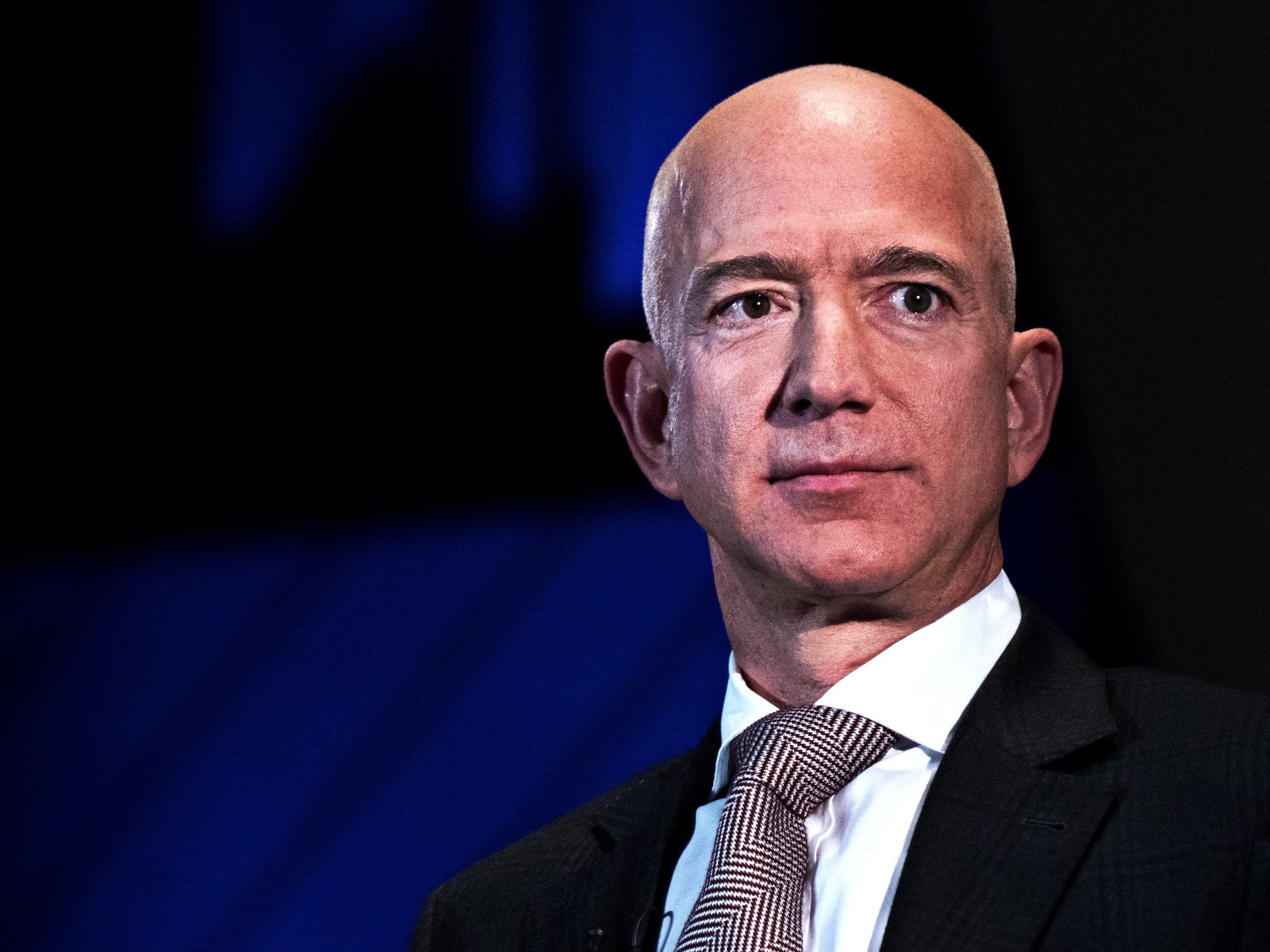 Amazon a anunțat vânzări de sărbători care au spart toate recordurile