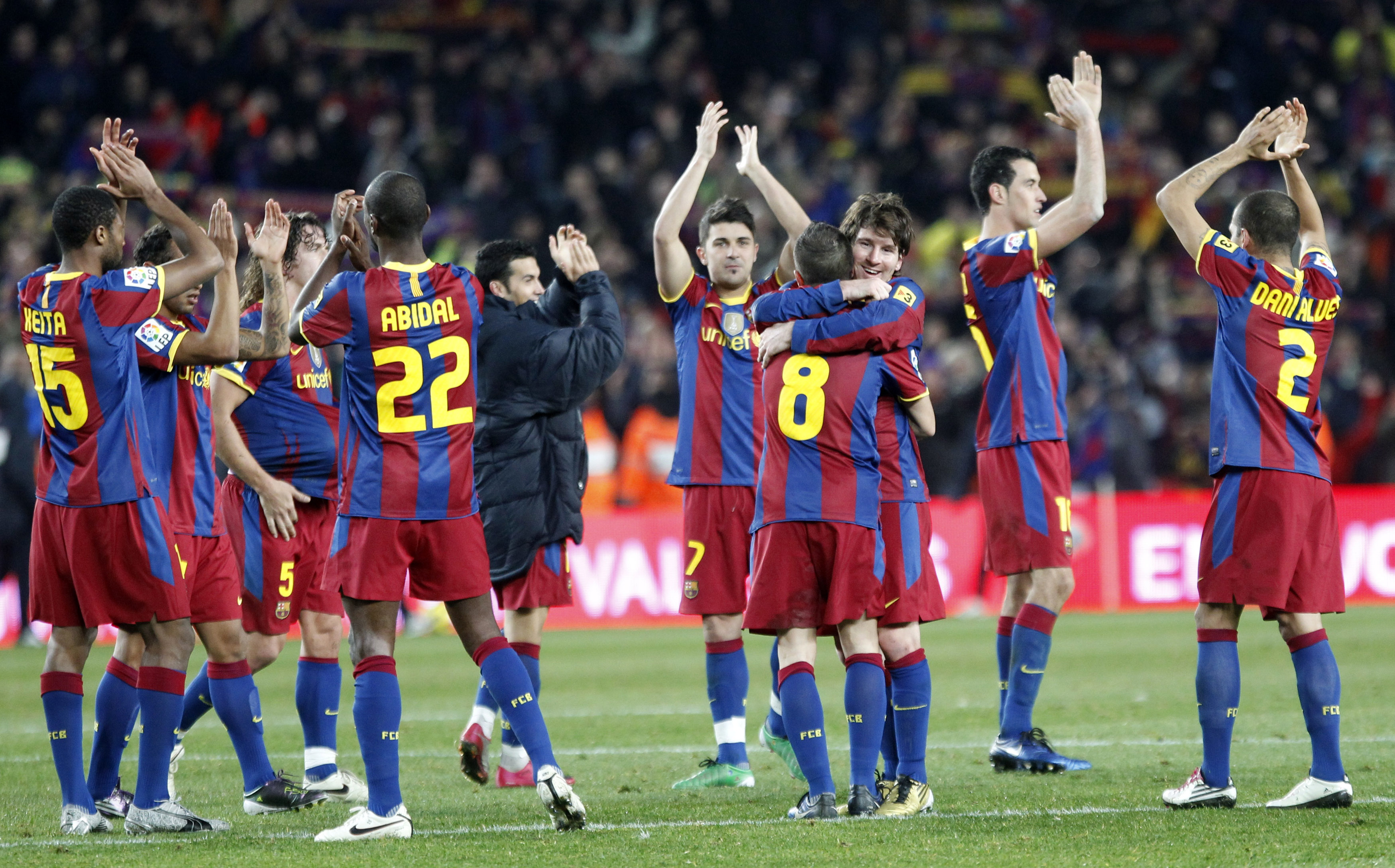 RAPORT: FC Barcelona este pe cale să devină primul club „miliardar” de fotbal