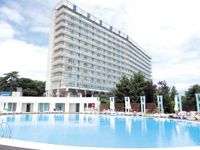 Cum a ajuns un sejur de 3 stele în Eforie să fie mai scump decât hotelurile de 5 stele din Bulgaria