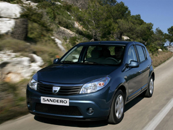Dacia Sandero i-a impresionat pe britanici. Analiză specială făcută mașinii din România: ”Pentru 8.200 de euro primiți plafon, uși și un fel de motor”