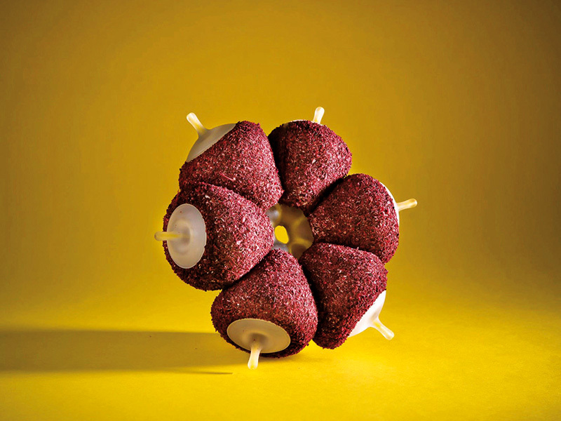 Fructele altfel: un designer a creat fructele artificiale care conțin vitamine