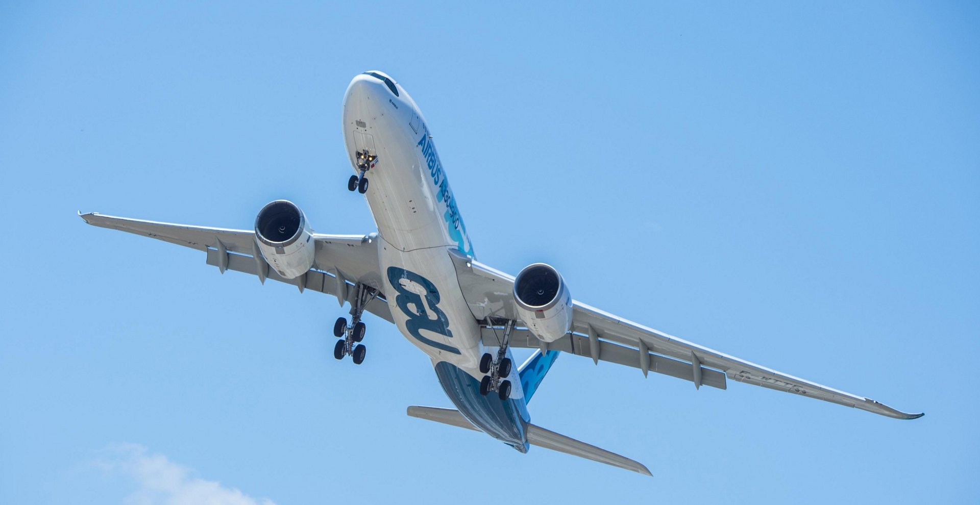 Airbus a surclasat Beoing și a devenit cel mai mare producător de avioane din lume