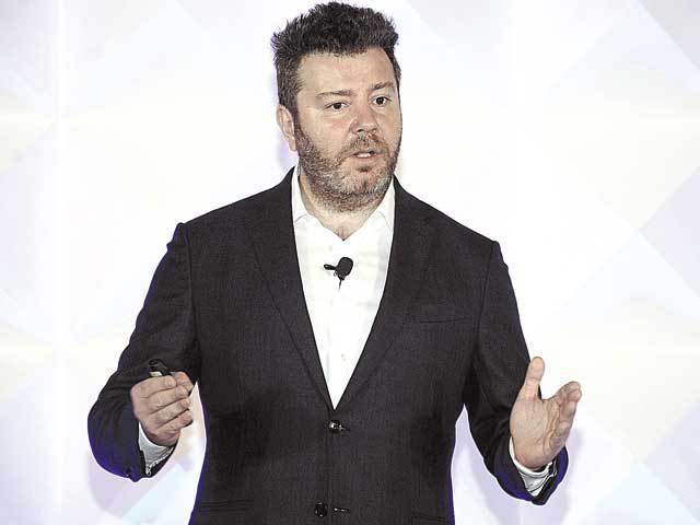 Daniel Dines, CEO UiPath: „Momentul decisiv al companiei a fost când am decis că trebuie să ne transformăm dintr-o companie tech într-una orientată spre clienți. Dacă nu am fi făcut acest