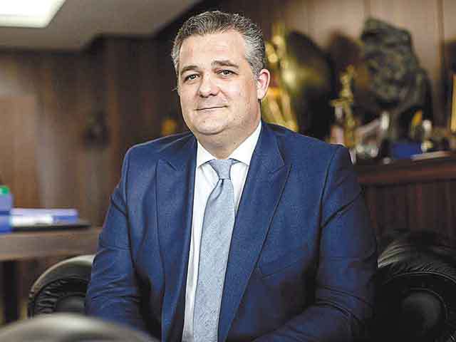 Sfârșitul unei ere. Anunțul făcut de ”regele birourilor” din România