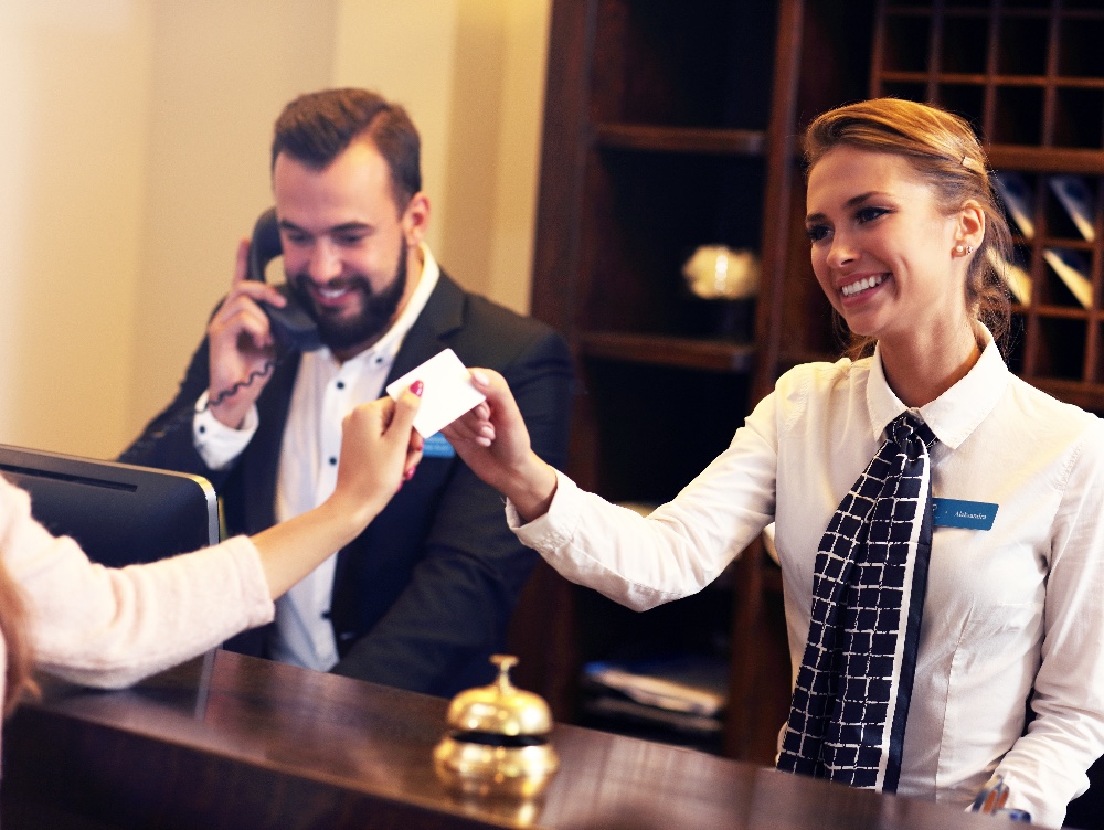Premieră mondială: Țara din UE care își face propria monedă digitală. Cetățenii nu mai folosesc numerar