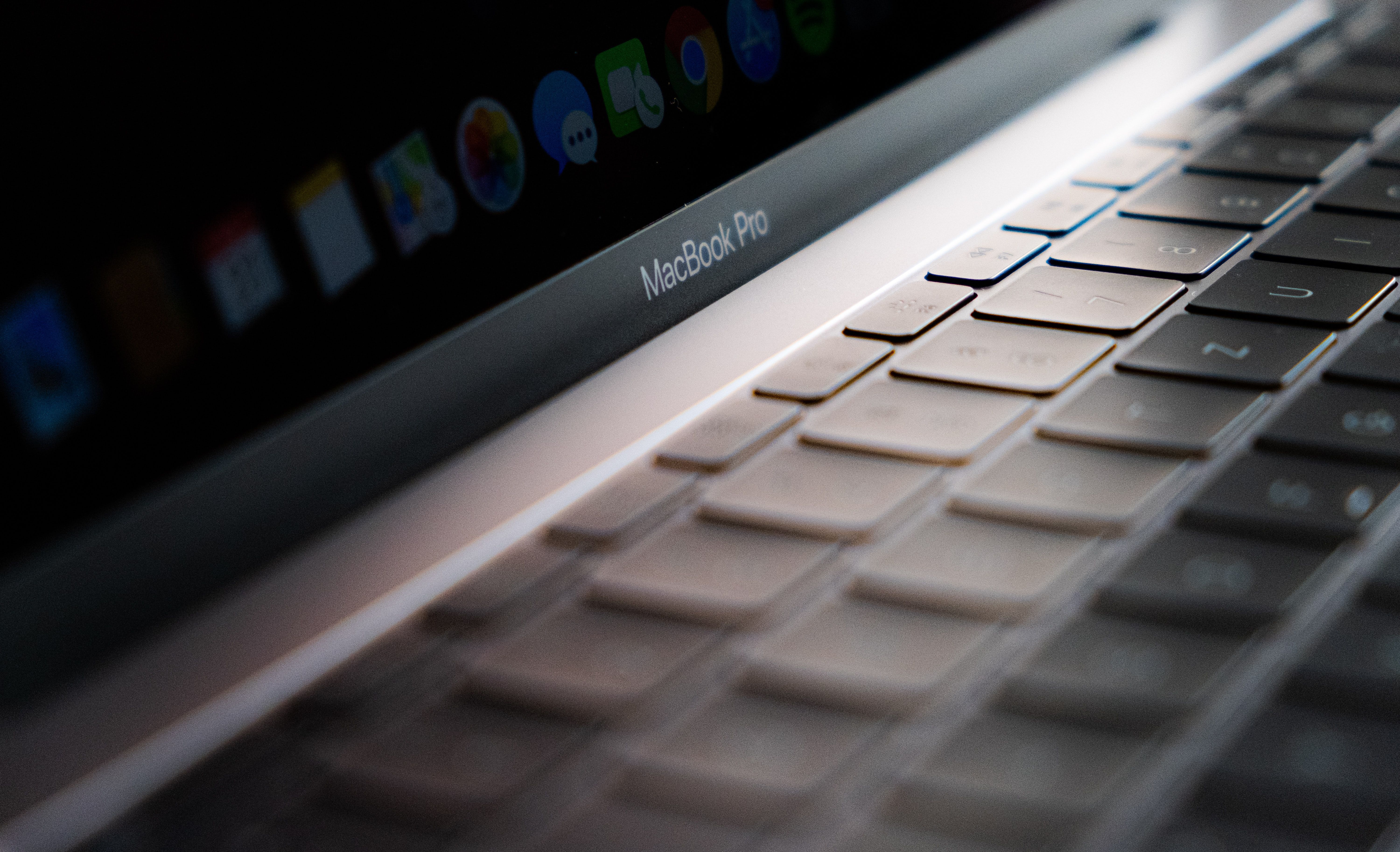 6 motive pentru a achiziționa un MacBook Pro