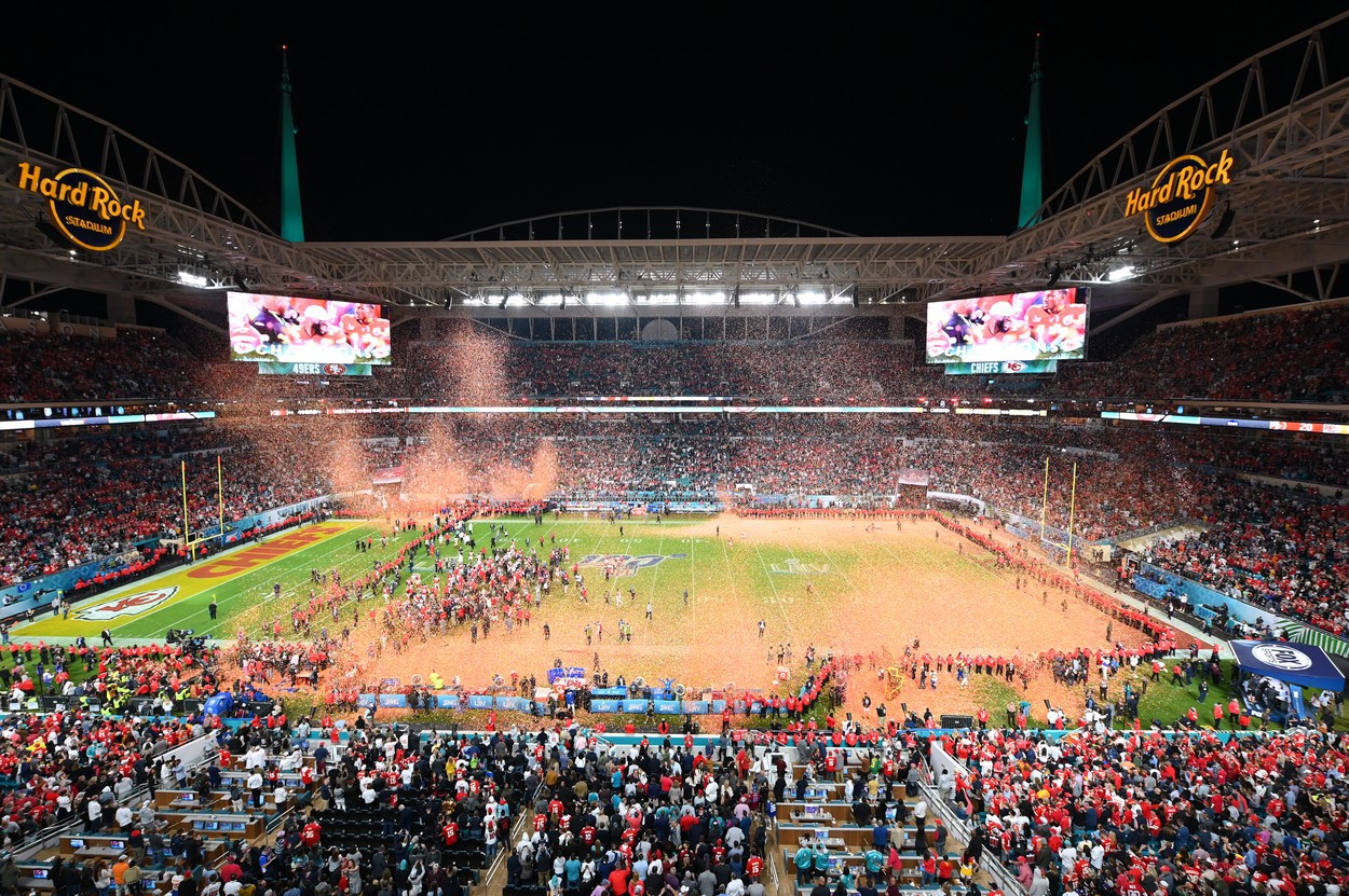 Cele mai urmărite reclame de la Super Bowl 2020. Prețul mediu al unui bilet a depășit 8.600 de dolari