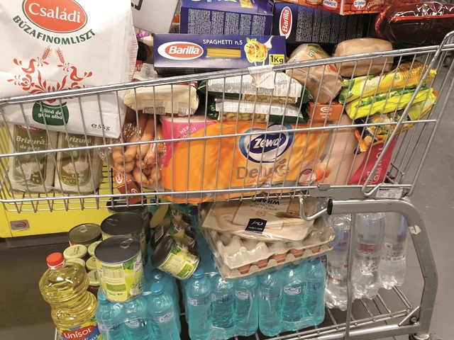 Fragilul sistem de aprovizionare al lumii cu alimente este sub presiune. La nivel mondial, prețurile alimentelor vor crește